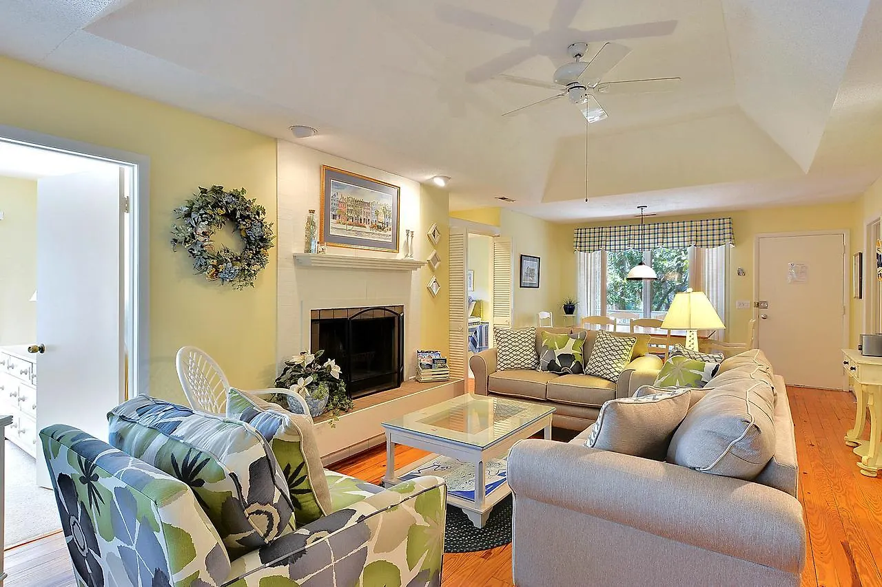 1040 Sparrow Pond * Kiawah Island