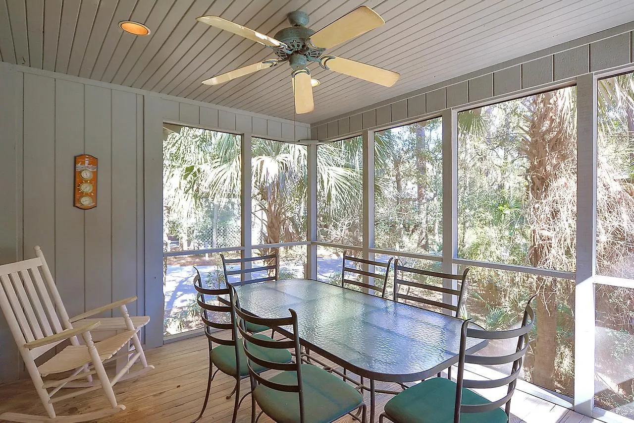 1040 Sparrow Pond Holiday home *