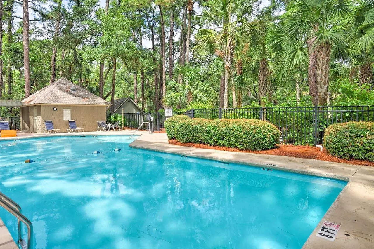 Remodeled On Sparrow Pond, Walk To Beach! Holiday home Kiawah Island