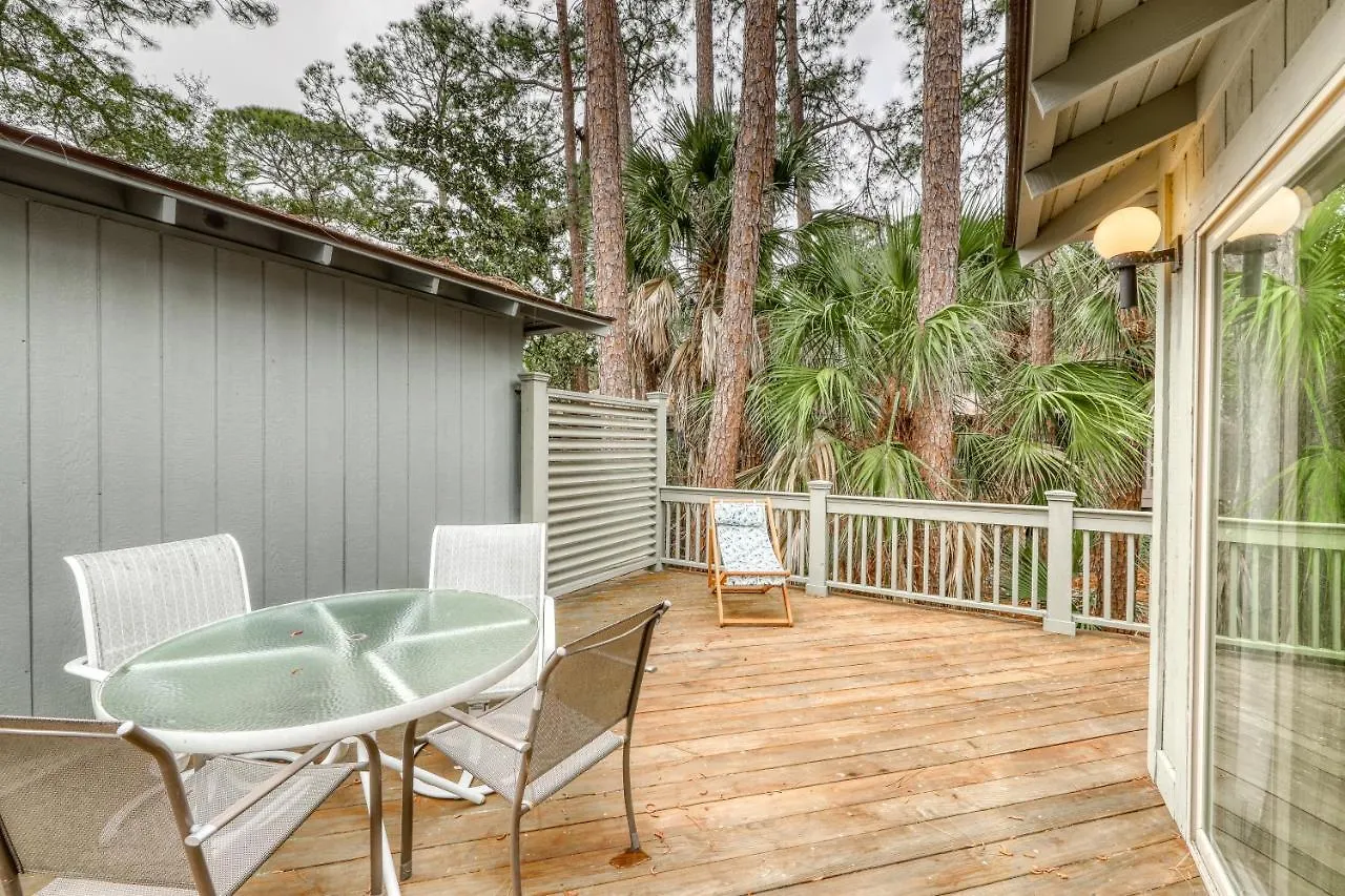 1038 Sparrow Pond Holiday home